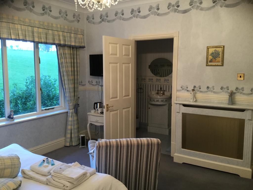 Plas Y Dderwen Bed And Breakfast Абъристуит Екстериор снимка